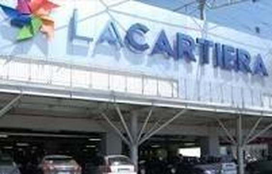 Centro Commerciale La Cartiera-庞贝必去景点