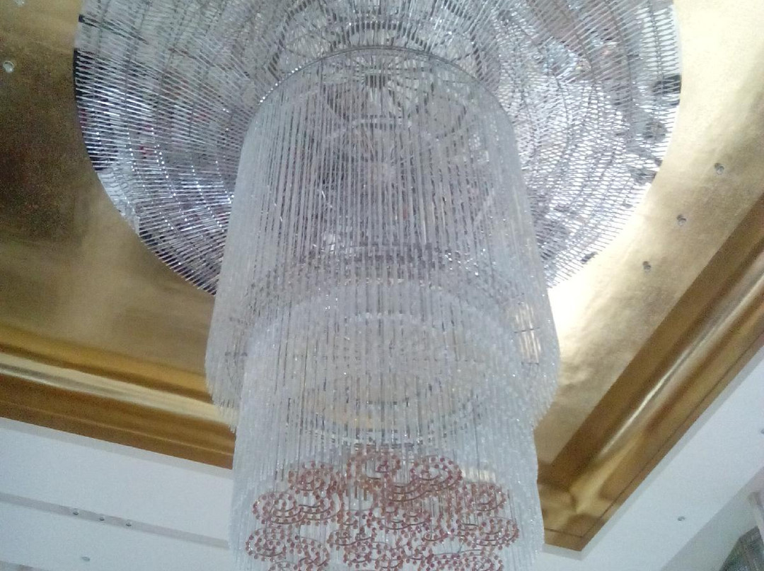 灰汤华天城温泉度假酒店主图