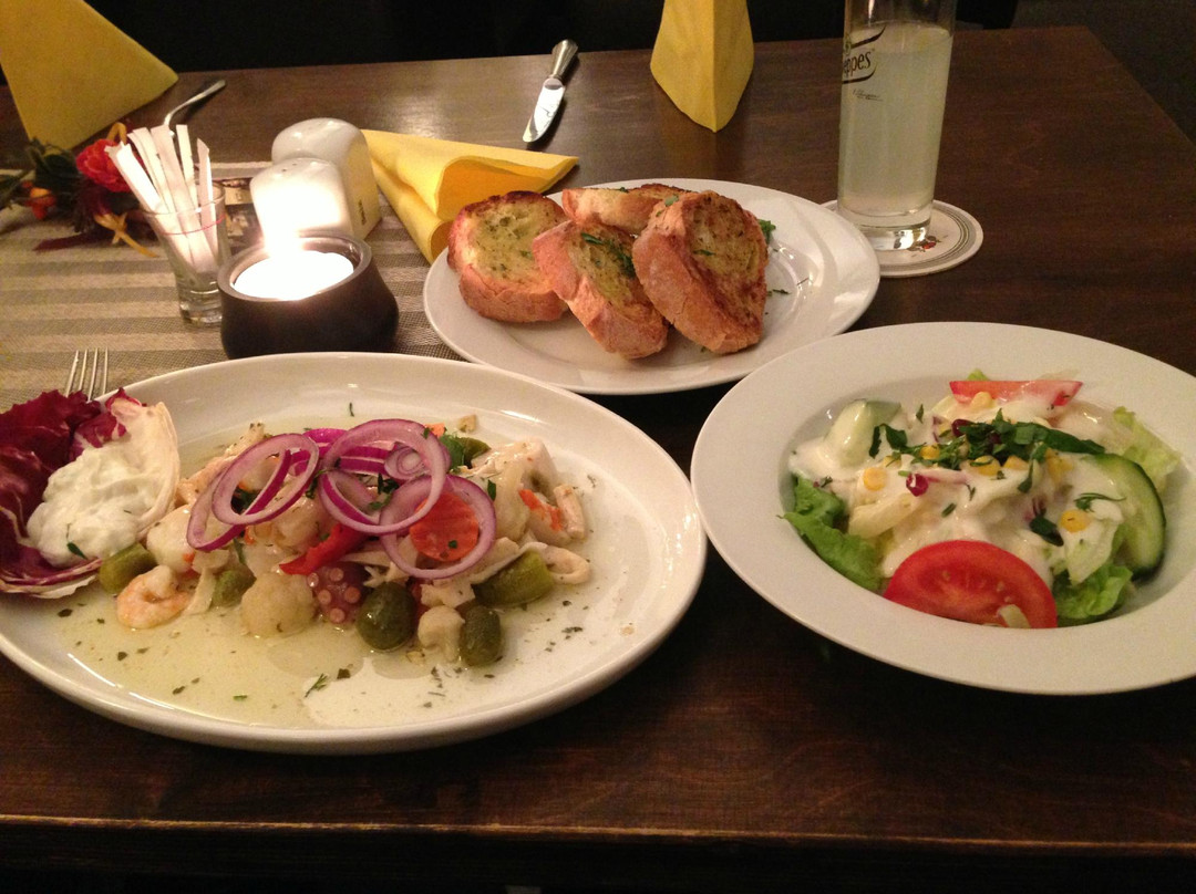 德尔库隆酒店主图