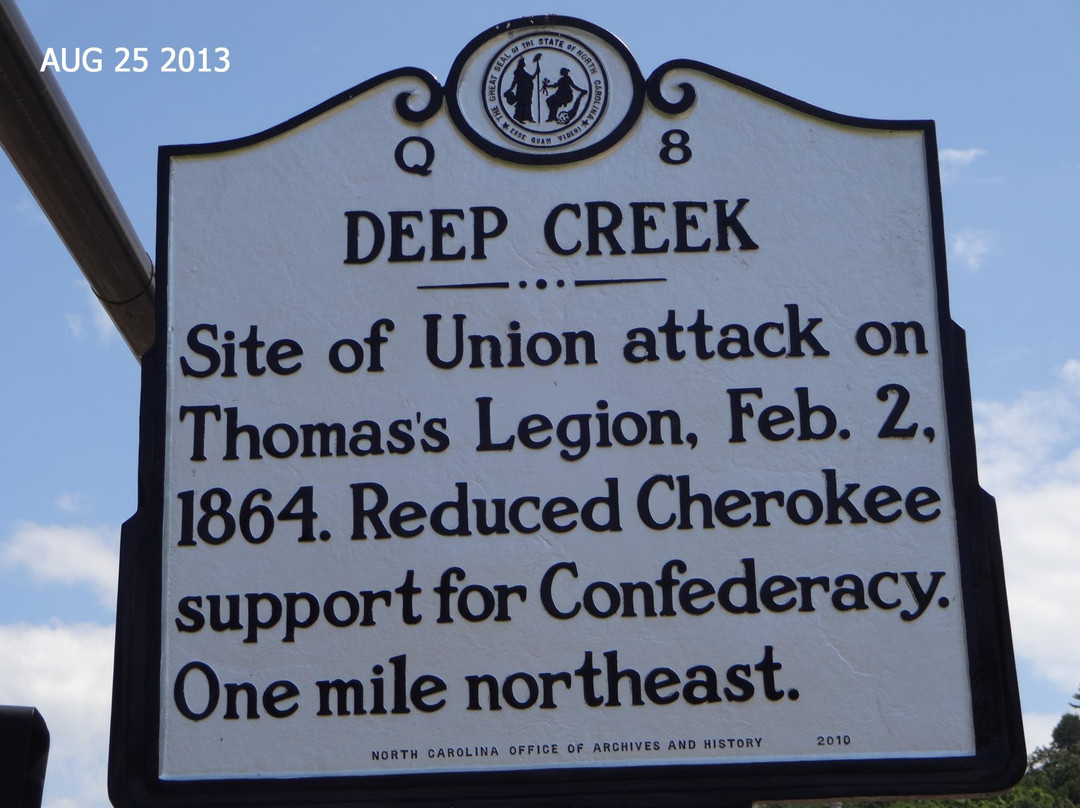 Smoky Mountain Deep Creek Gators Tubes景点图片