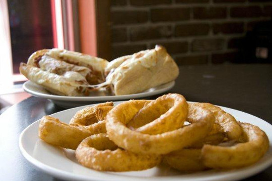 Dino's Pizza & Pasta