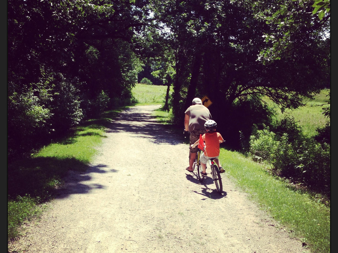 Chain 'O Lakes State Park-Spring Grove必去景点