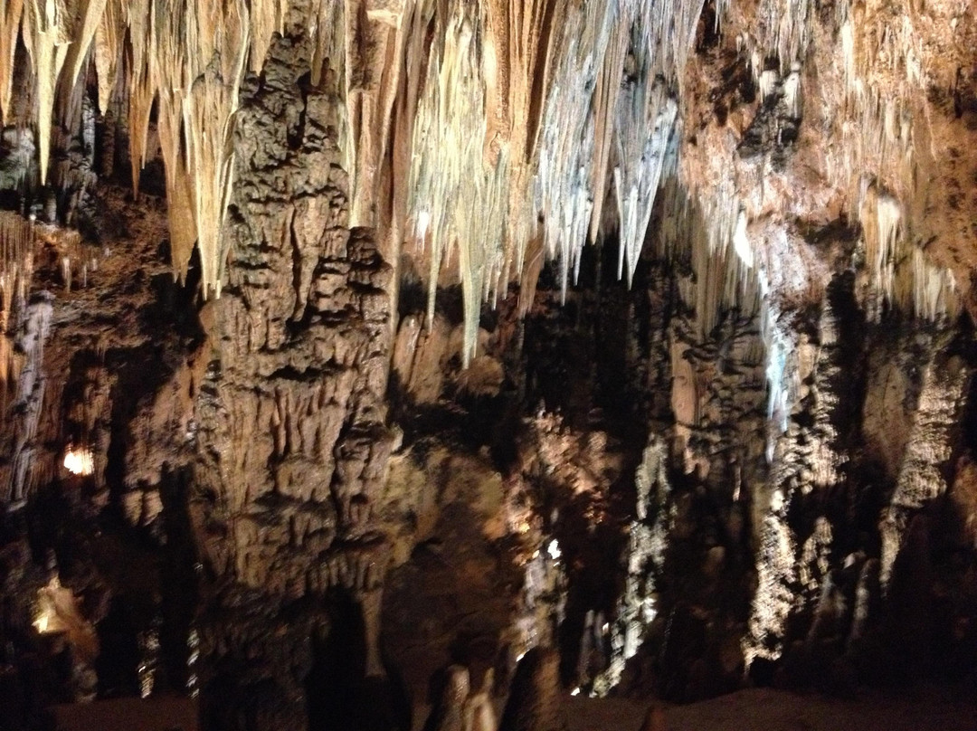 Cueva de Valporquero-Valporquero de Torio必去景点