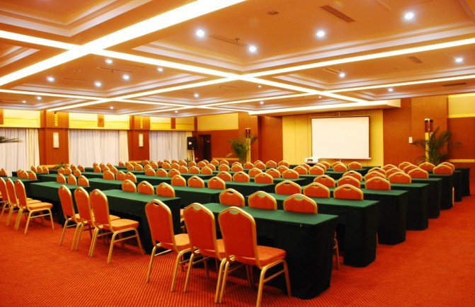 海澳大酒店主图