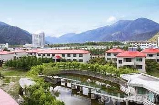 林芝中星花园酒店（牦牛广场店）主图