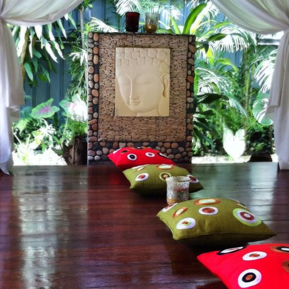 Raintree Lodge主图