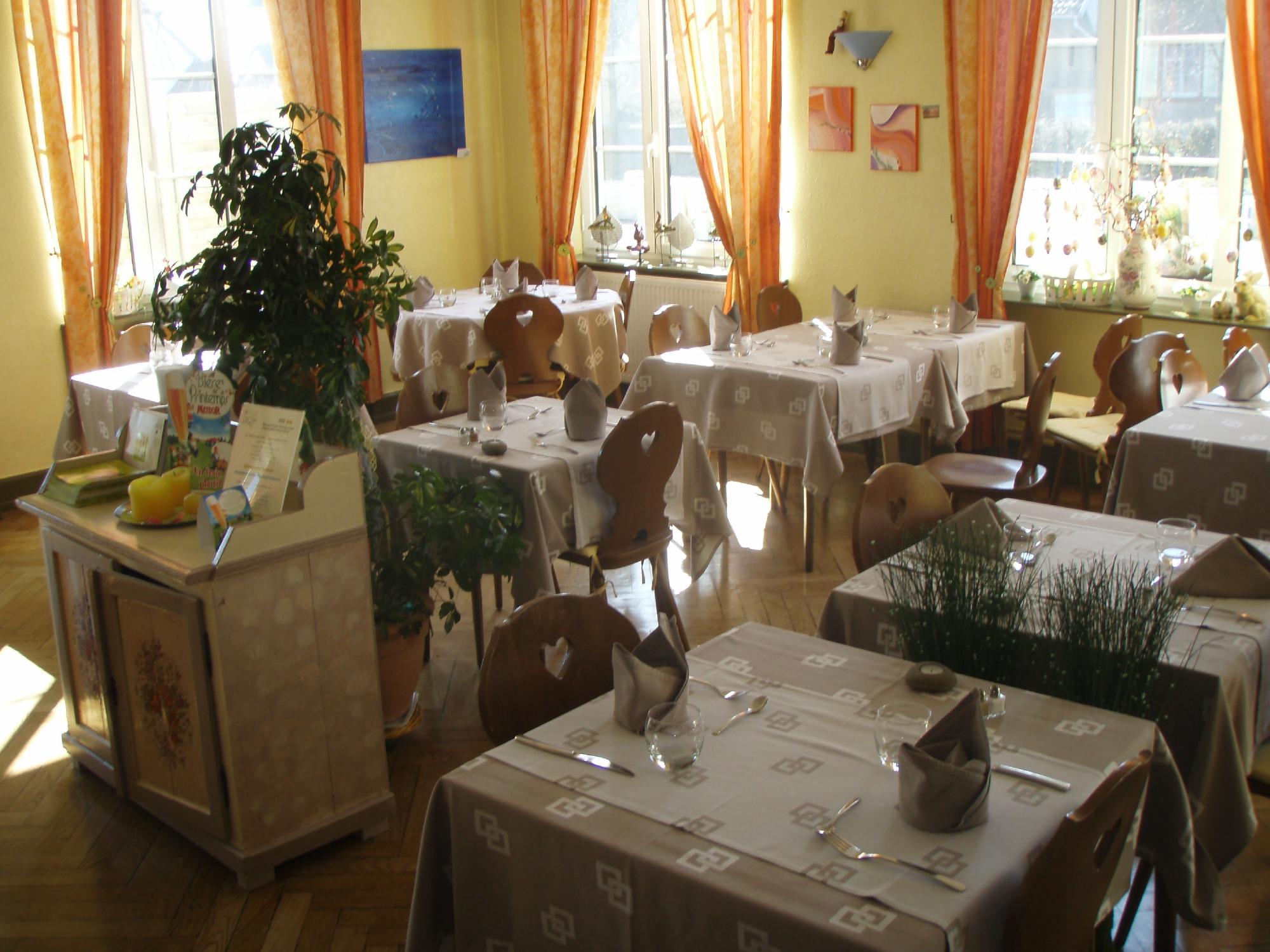 Au Vieux Tilleul-餐饮