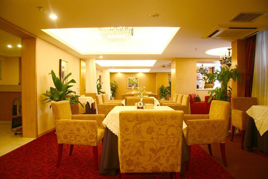 扉宿酒店（成都欢乐谷金府地铁站店）主图