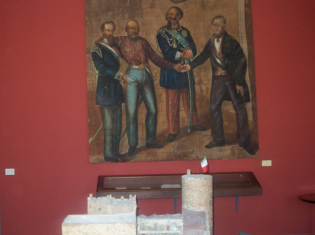 Palazzo dei Musei-Salemi必去景点
