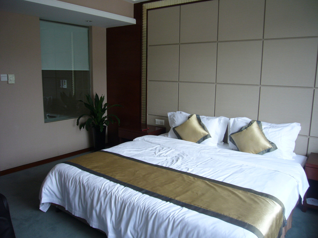 瑜珠花园酒店主图