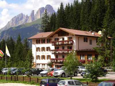 Penia酒店住宿-阿戈梅尔酒店别墅