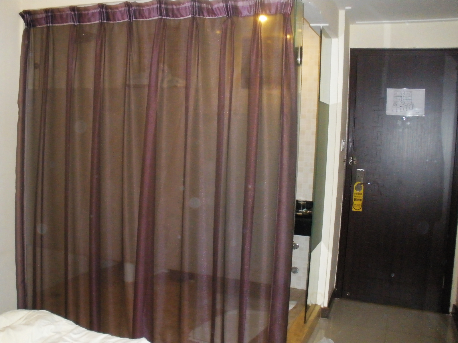 7天优品·南京新街口张府园地铁站店-客卧