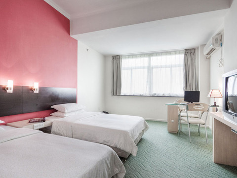 绿洲大酒店主图