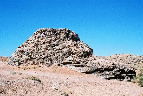 Cathedral Valley Loop-圆顶礁国家公园必去景点