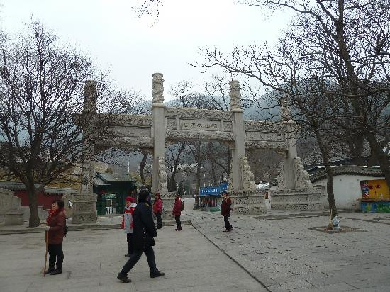 崂山自然风景区-青岛市必去景点