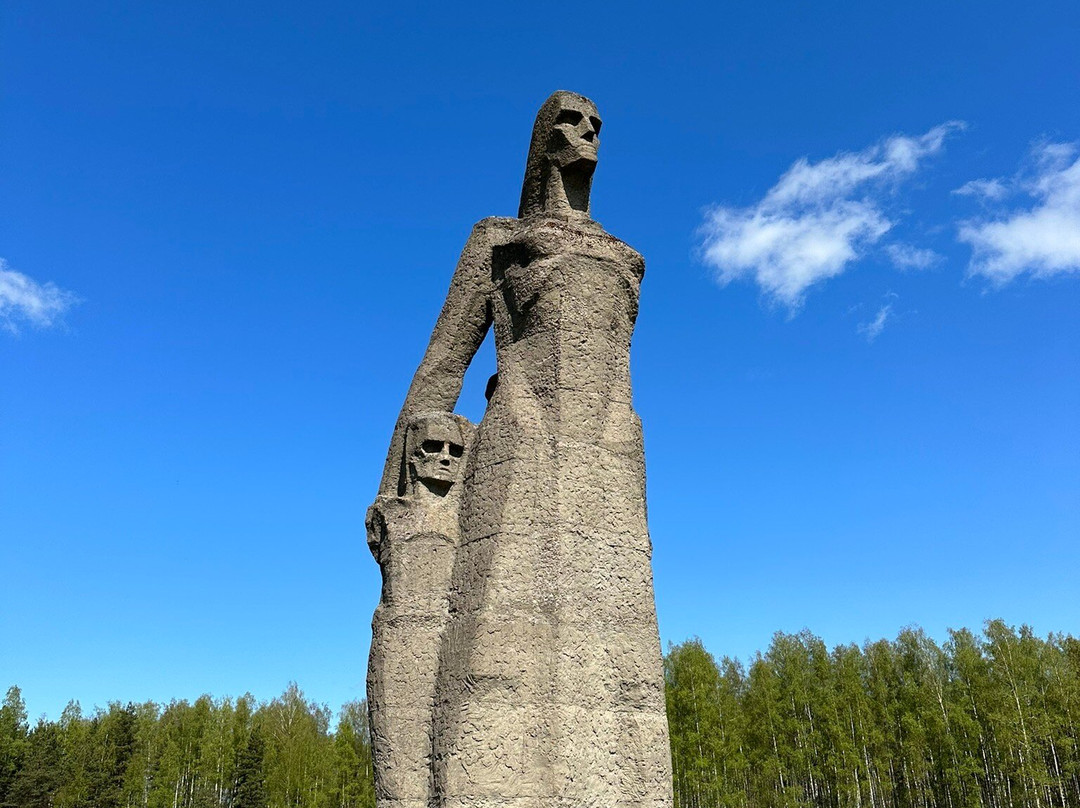 Salaspils Memorial Ensemble景点图片