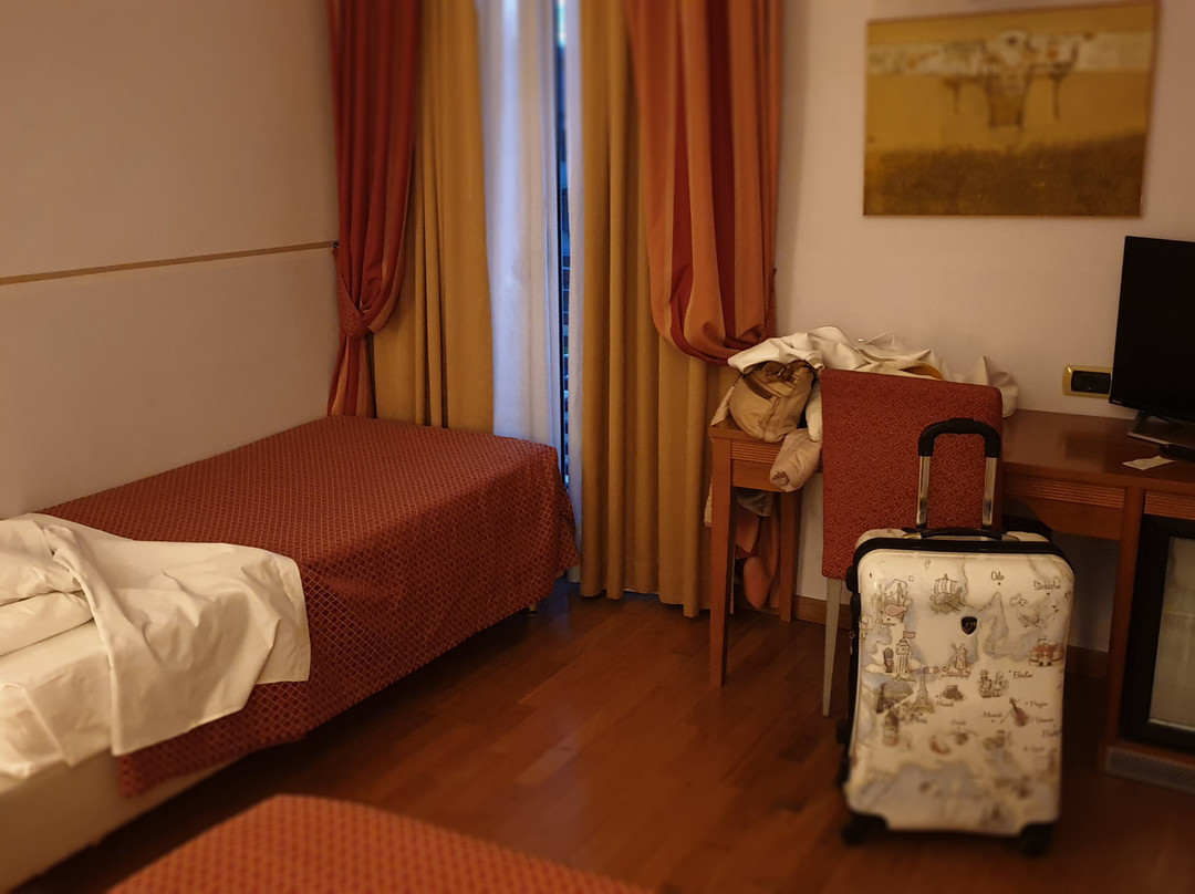 西佛罗伦萨酒店主图