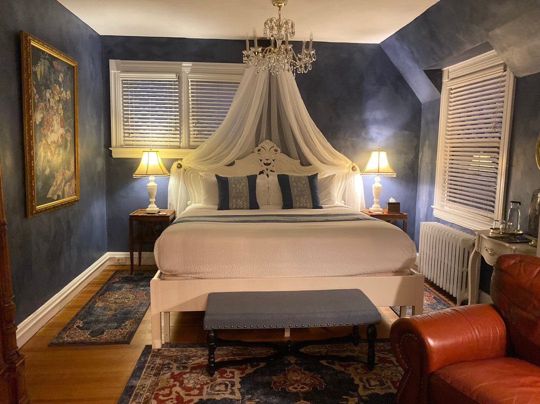 Manor House Inn主图