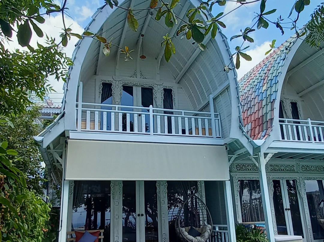 Mambo Beach Resort主图