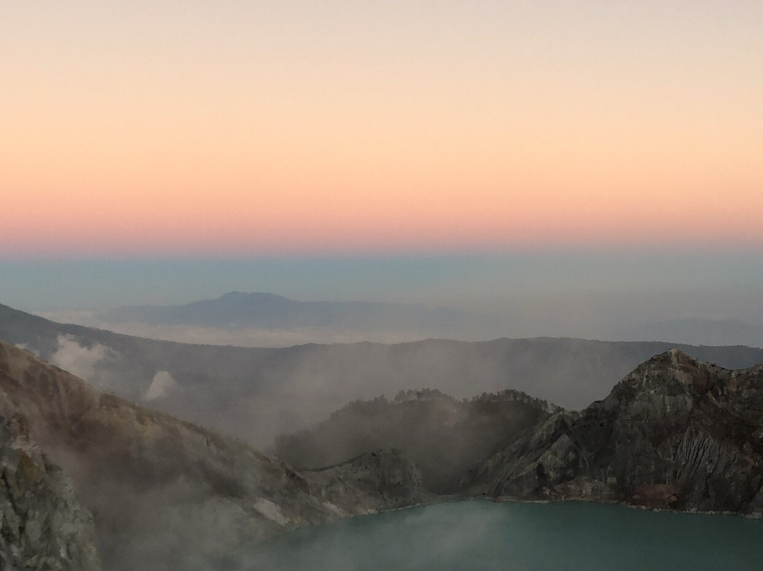 East Journey Travel-泗水必去景点