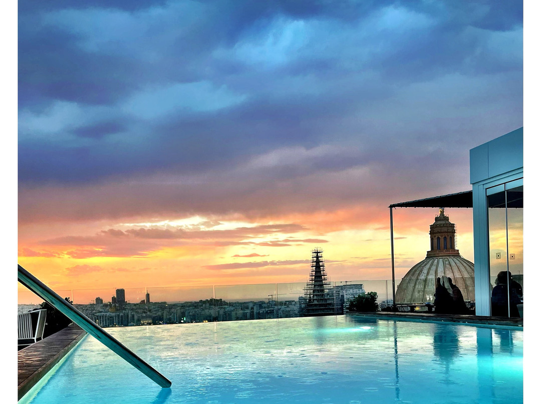 The Embassy Valletta Hotel主图