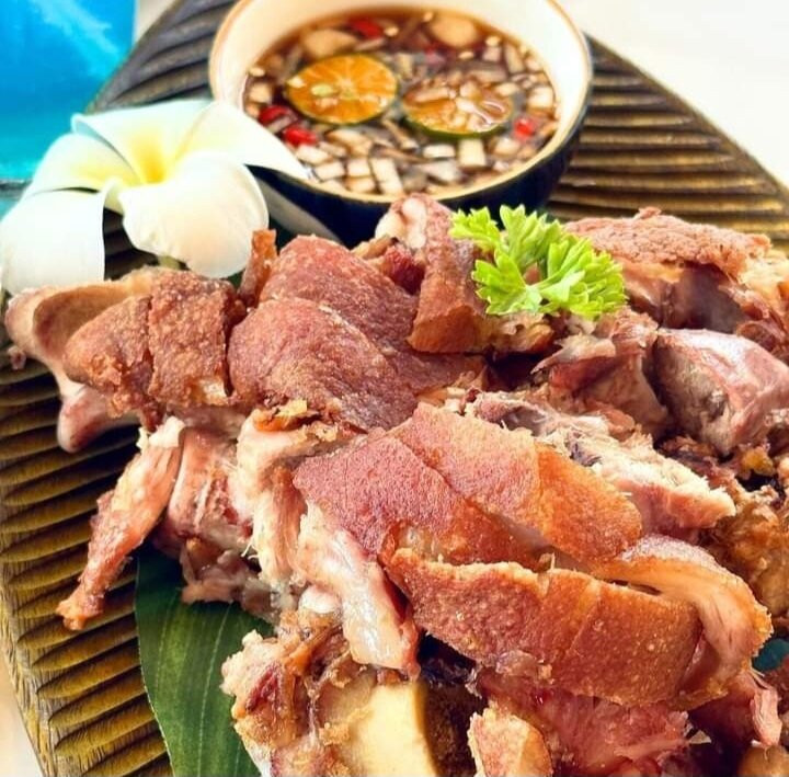 The cove Beach resto