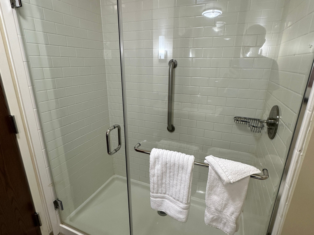 Comfort Inn & Suites主图