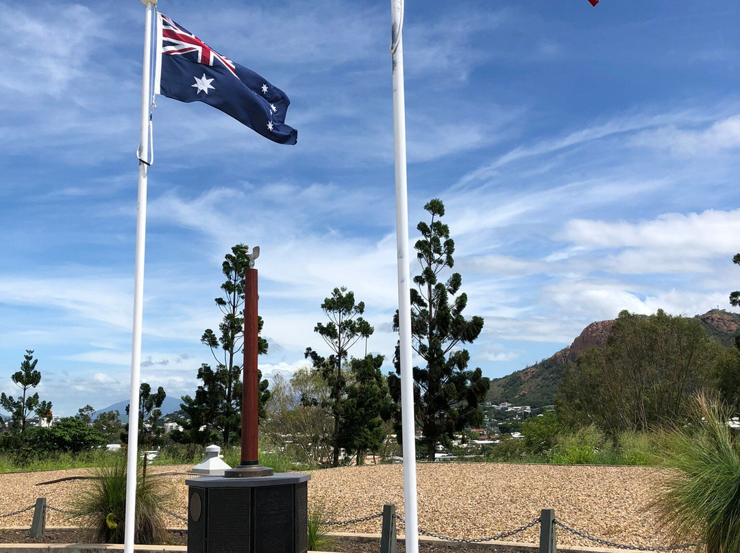 The United States 5th Airforce Monument-North Ward必去景点