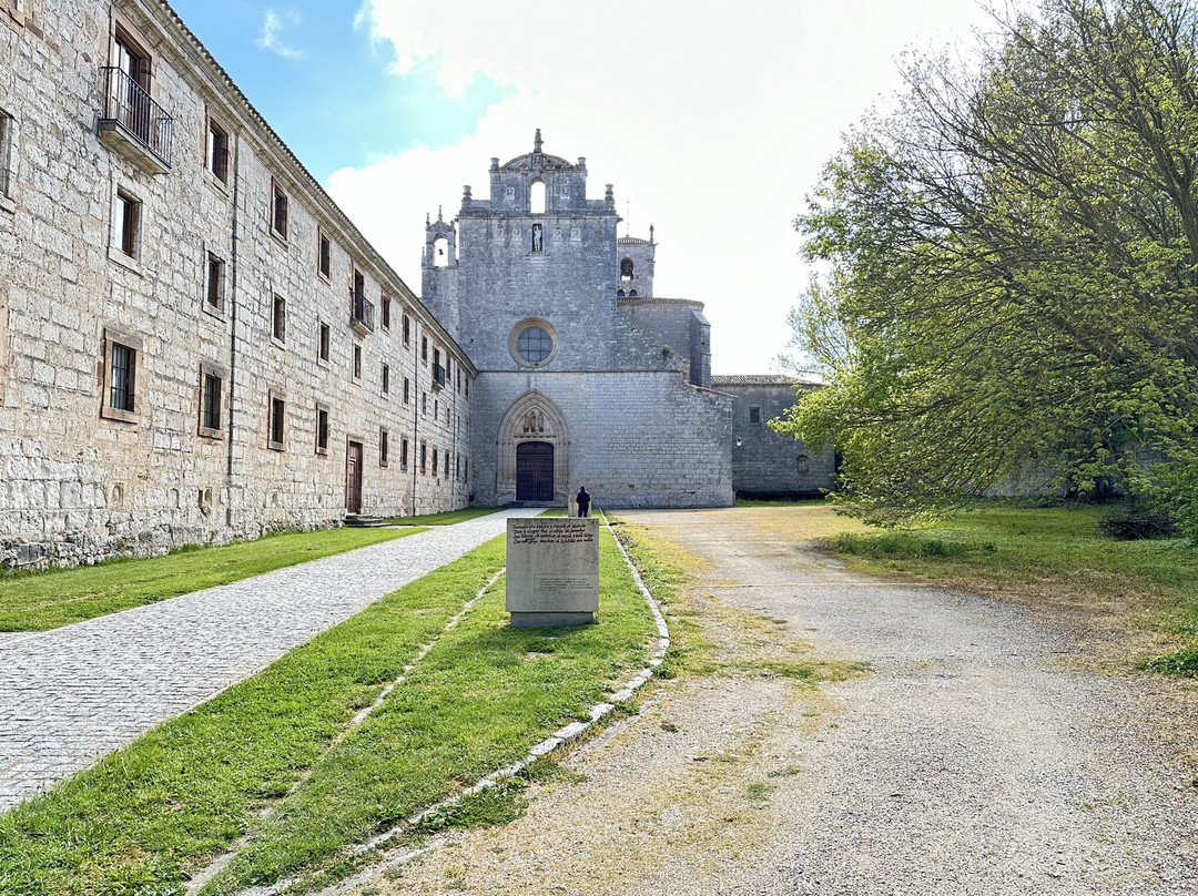 Monasterio de San Pedro de Cárdeña景点图片