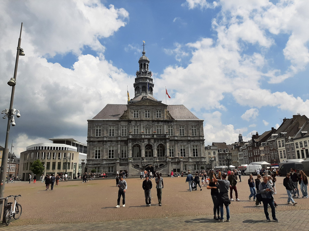 Explore Maastricht City Tours-马斯特里赫特必去景点