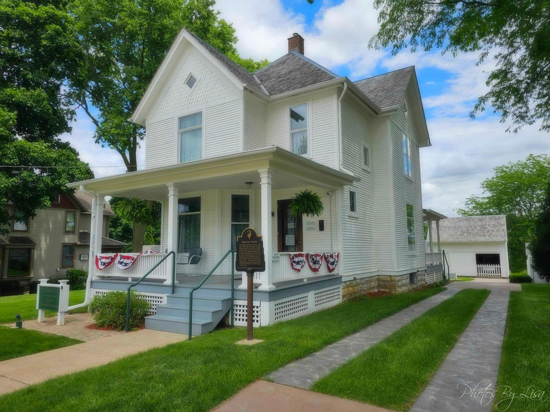 Ronald Reagan Boyhood Home景点图片