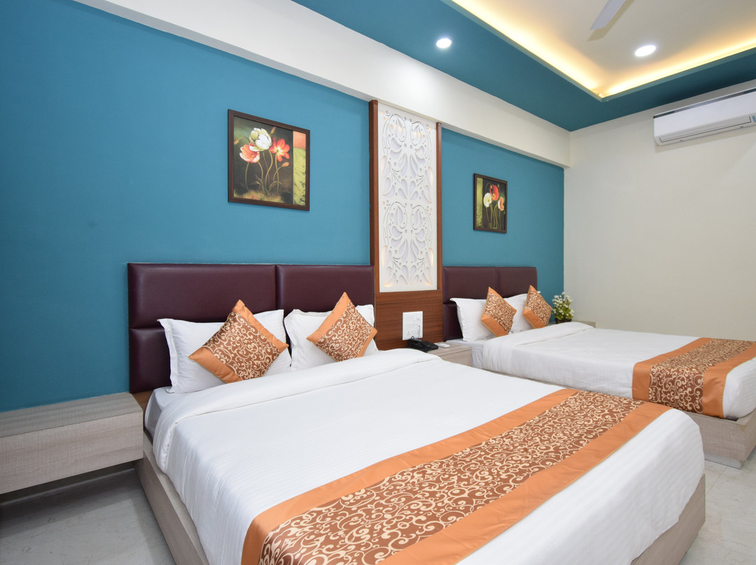 The Sky Imperial - Hotel Gopal Darshan主图