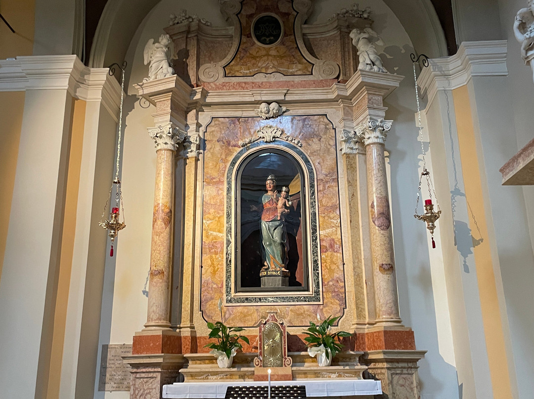 Chiesa Parrocchiale dei Santi Filippo e Giacomo Apostoli-Finale Emilia必去景点