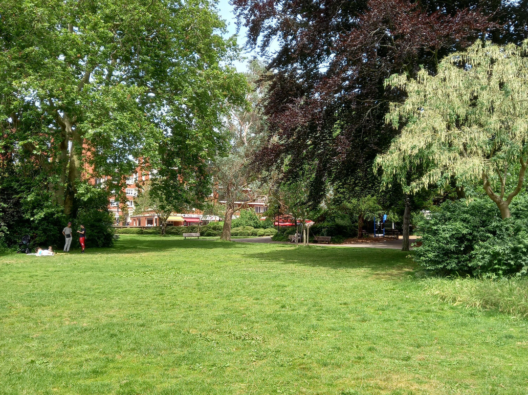 Square Saint-Roch-勒阿弗尔必去景点