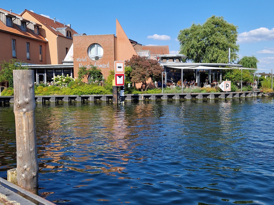 罗森杜密兹酒店主图