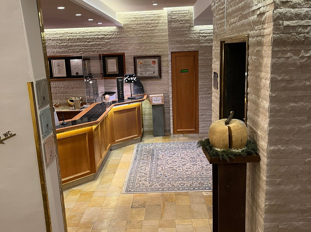 瑟尔沃萨健康酒店主图