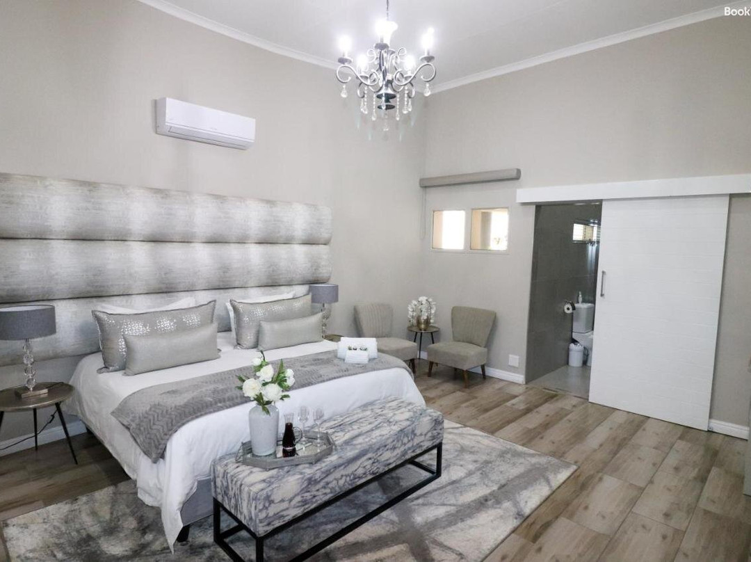 Stonehill Villa主图