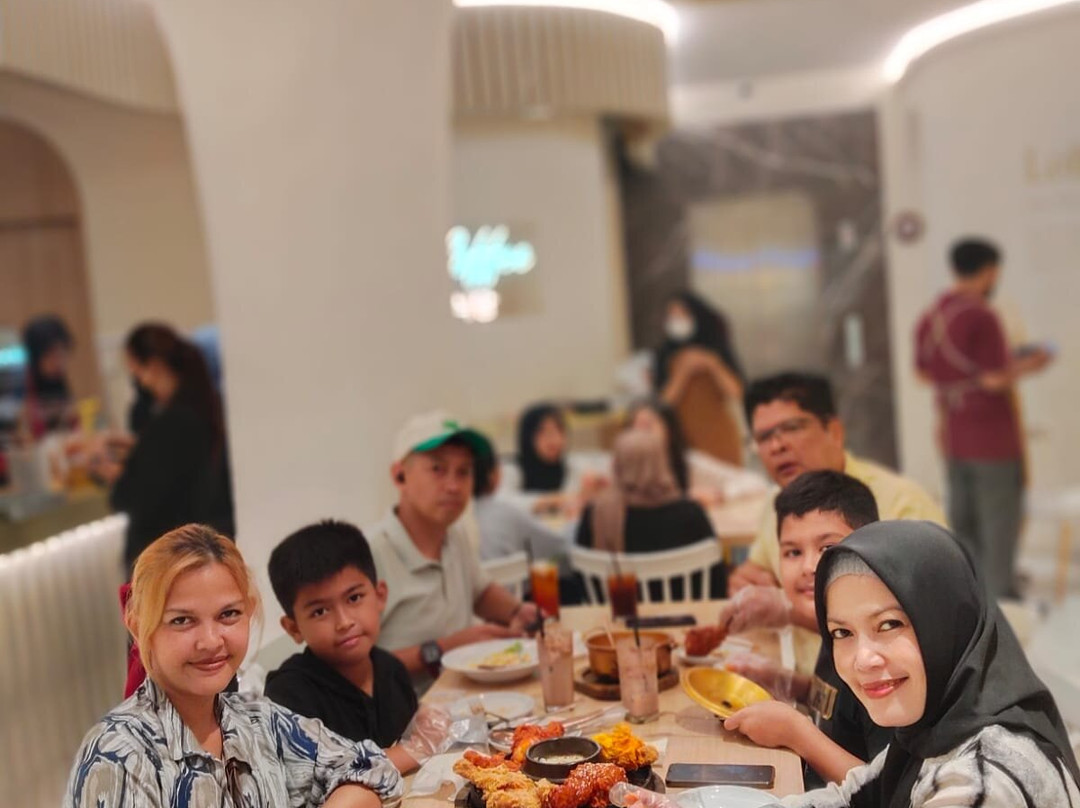Loffee Coffee & Eatery