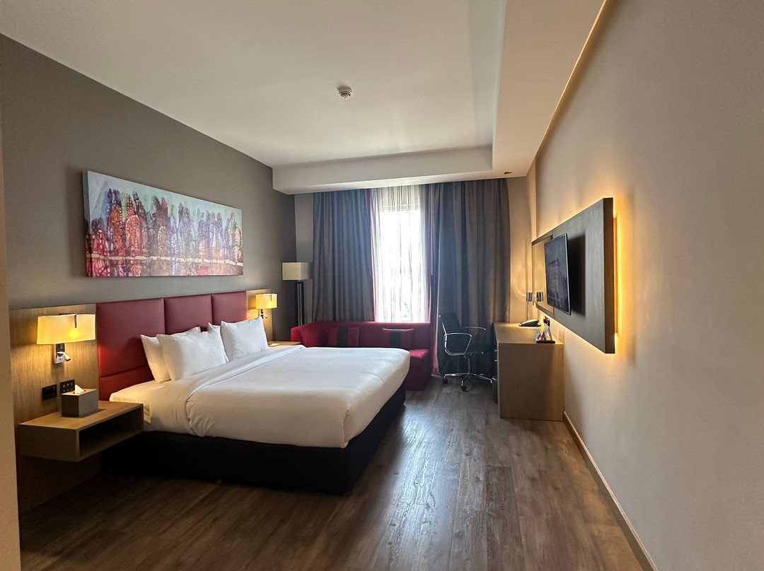 Ramada Encore by Wyndham Muscat Al-Ghubra主图