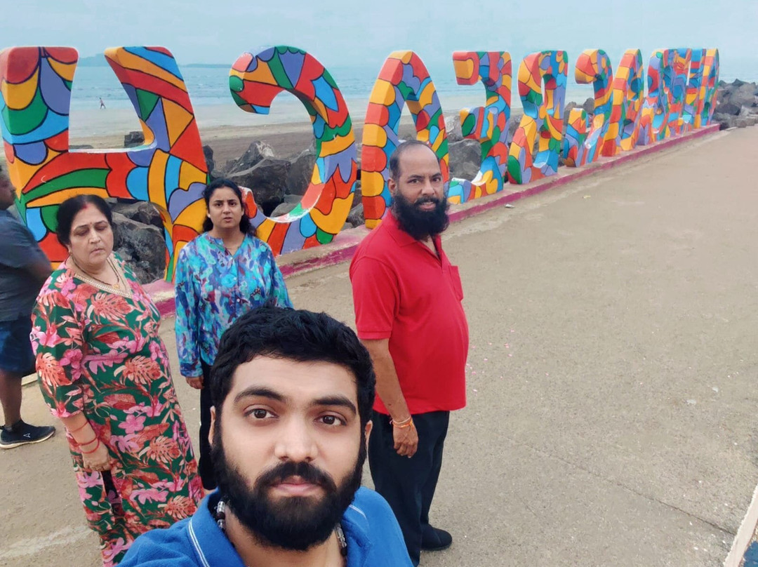 Alibag Beach景点图片