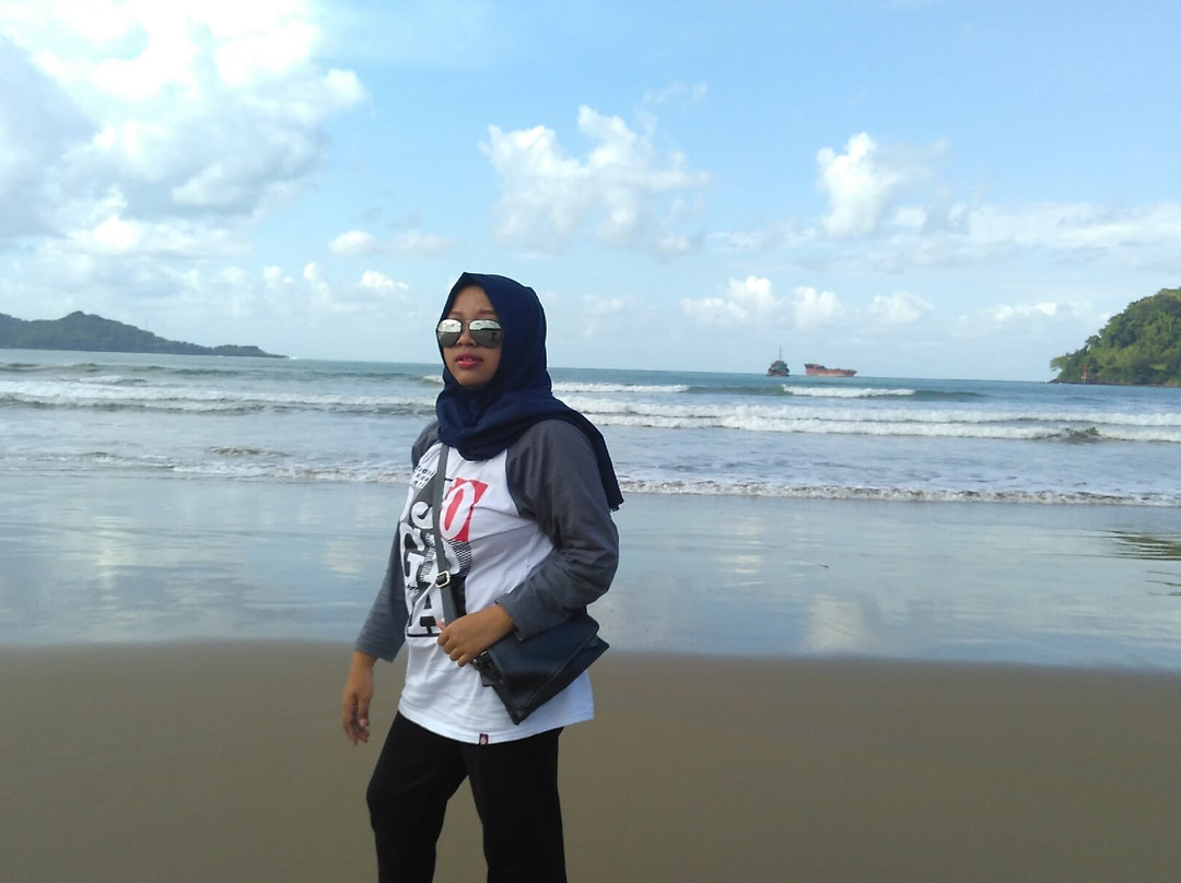 Teleng Ria Beach景点图片