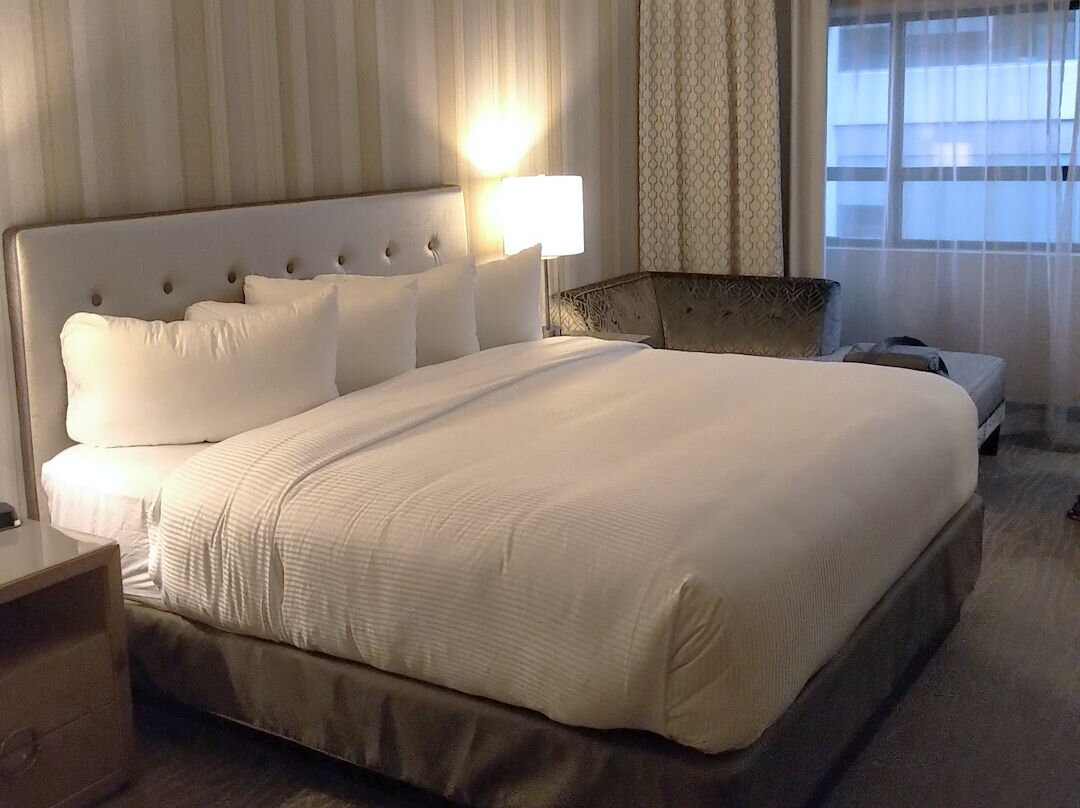 乔治王子酒店主图