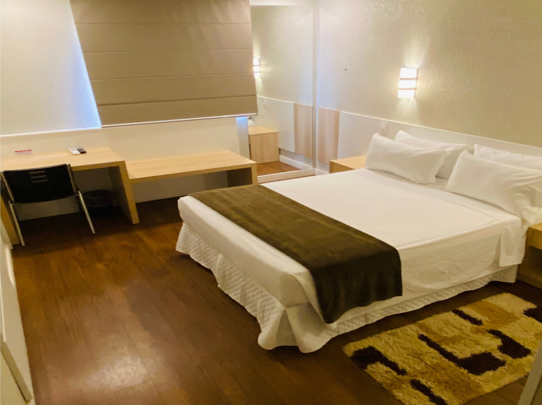 Hotel Thomasi Maringá Express主图