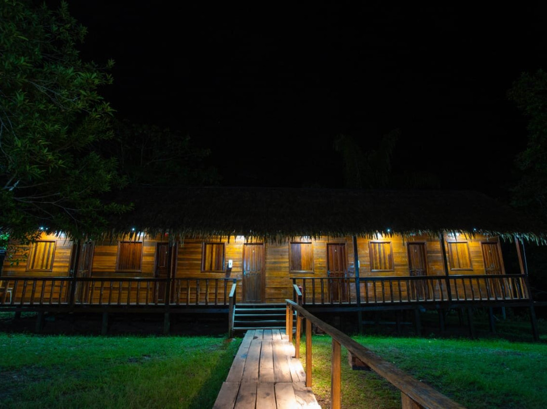 Hotel De Selva  Amazon Charms
