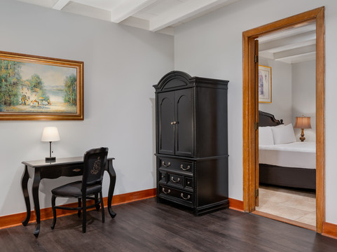 新奥尔良城堡酒店主图