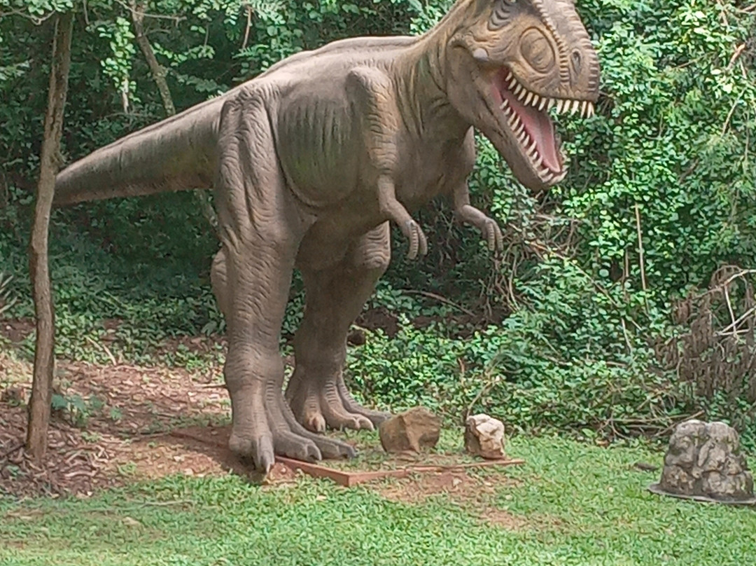 Parque da Rocha Moutonnee-Salto必去景点