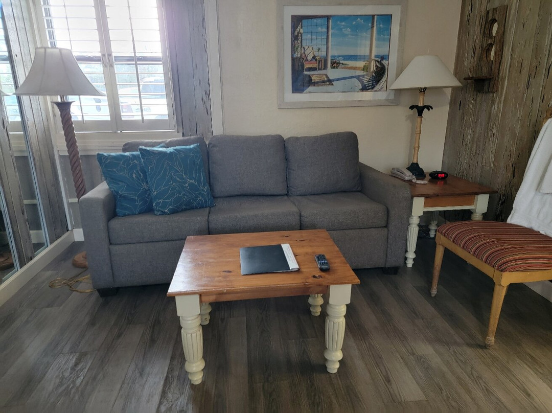 Driftwood Resort主图