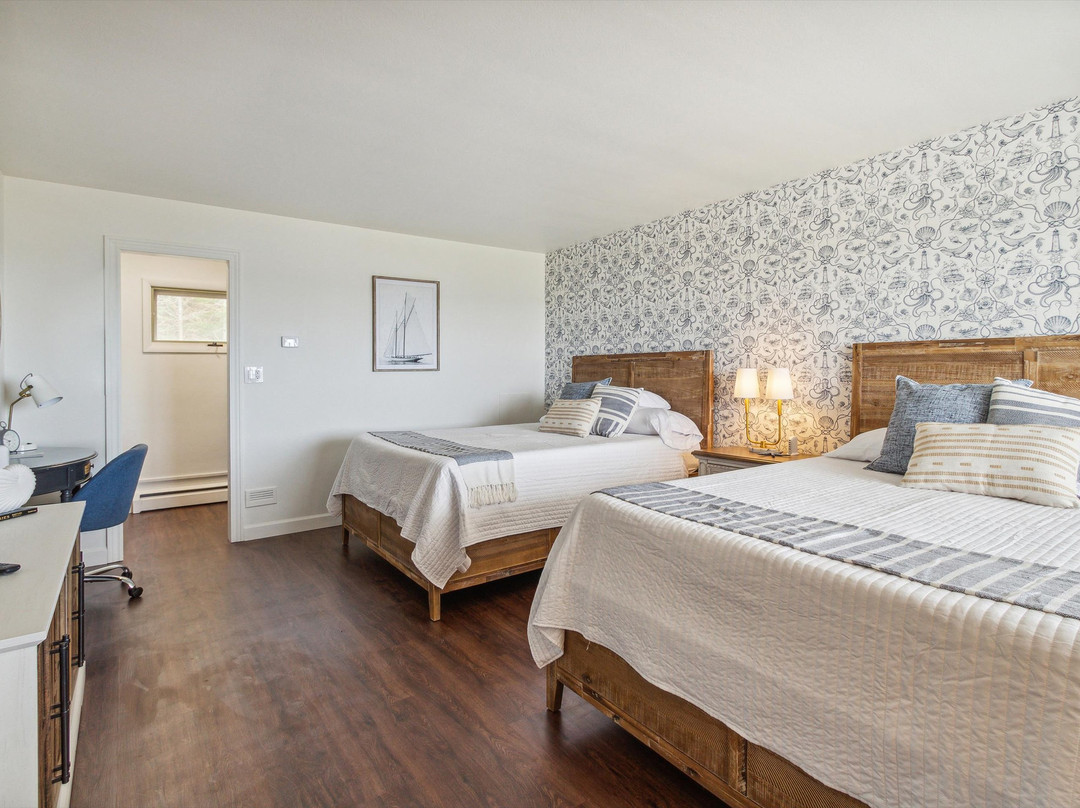 The Bay Inn Of Petoskey主图