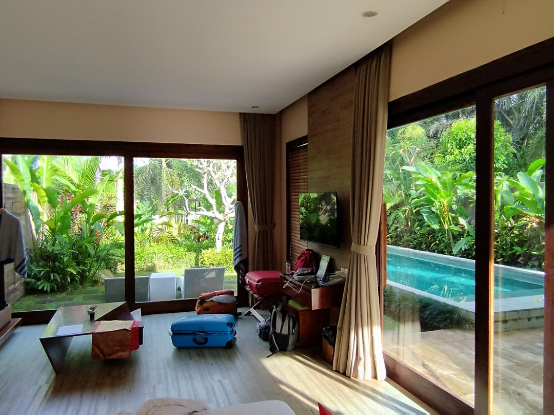 Senetan Villas & Spa Resort主图