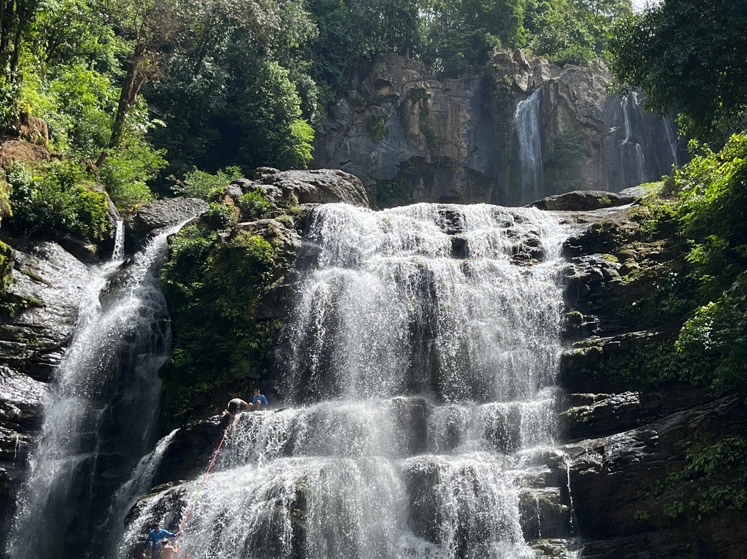 Nauyaca Waterfalls / Cataratas Nauyaca景点图片